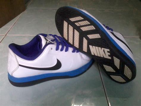 sepatu nike asli.